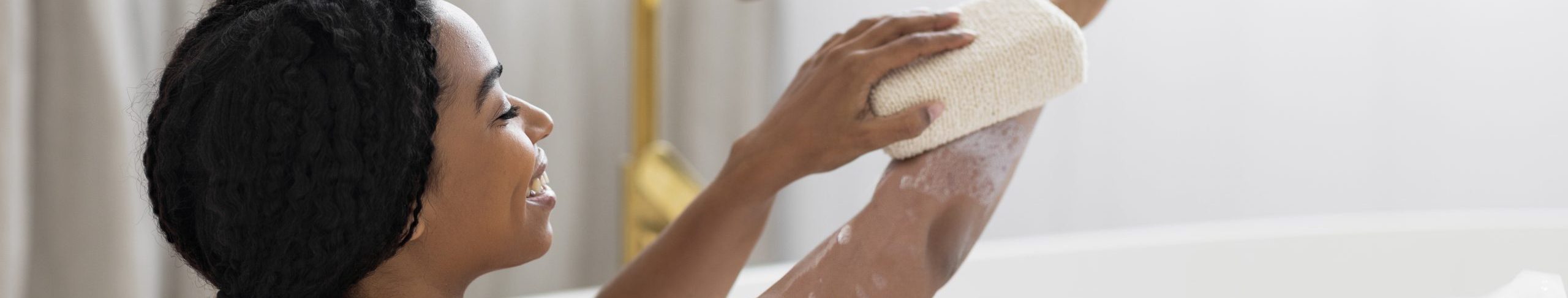 Intimate oils for washing the intimate area